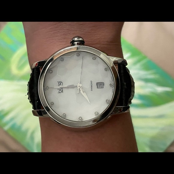 🖤Vintage Burgi Genuine Snake Skin and Diamonds Ladies Watch - Picture 6 of 12